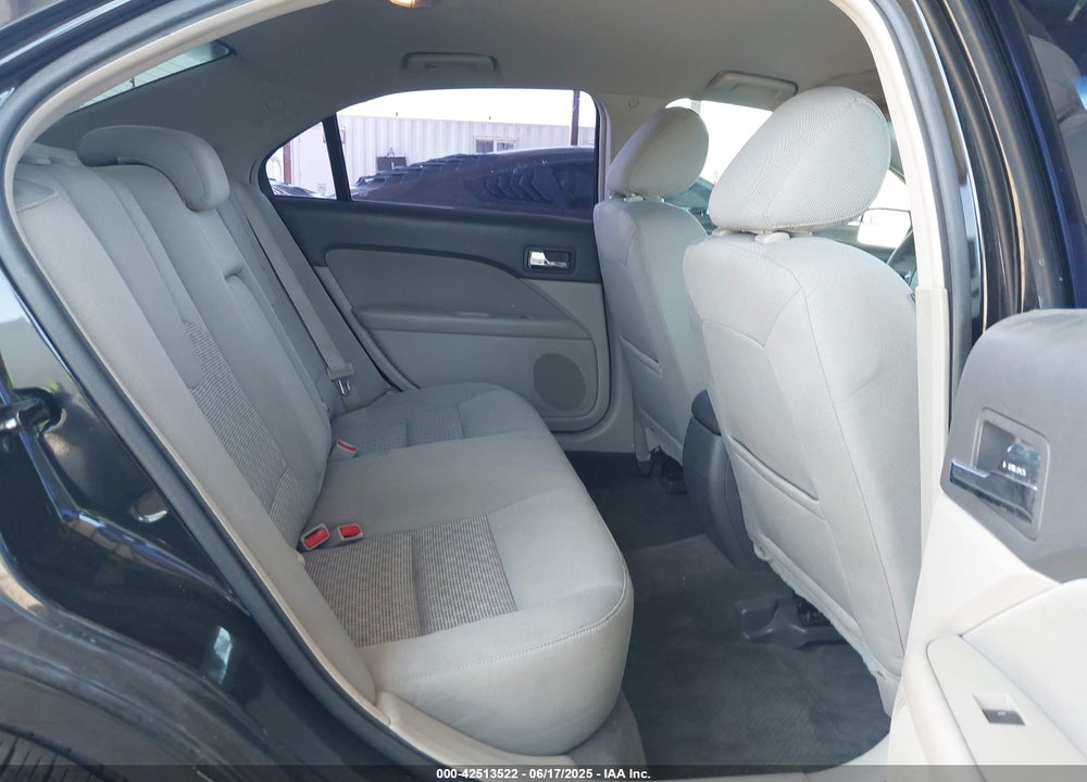 2011 FORD FUSION VIN: 3FAHP0HA9BR203828