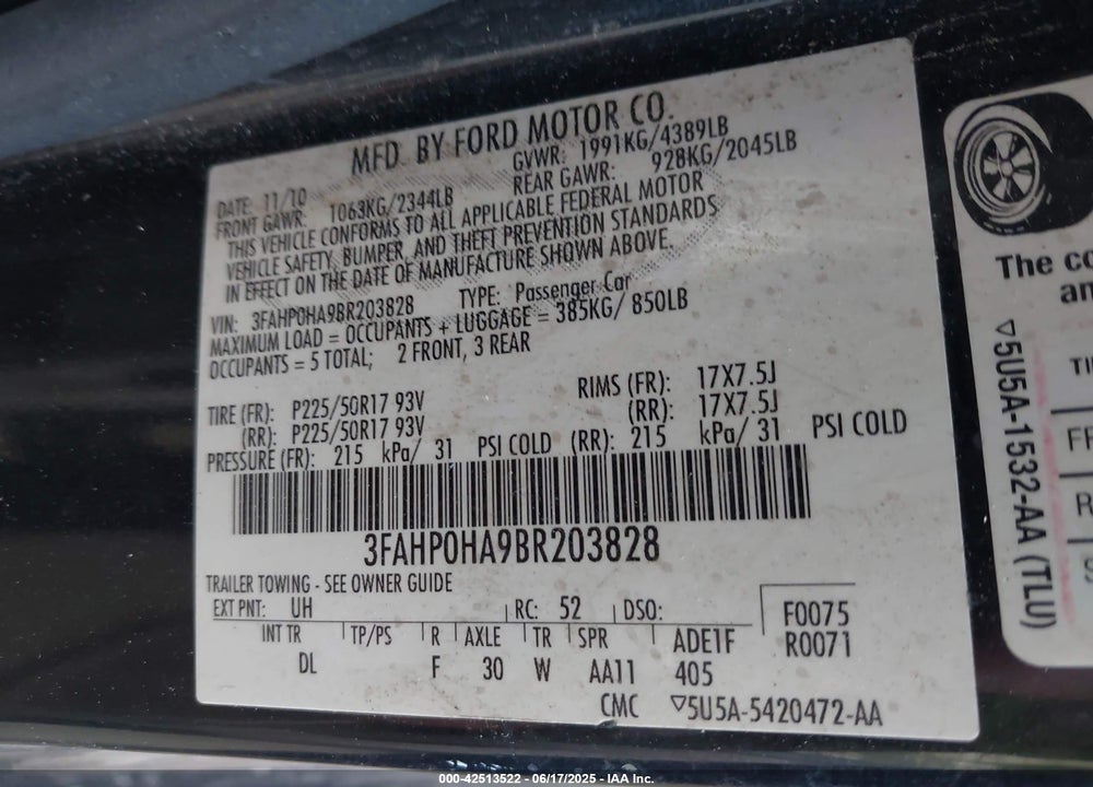 2011 FORD FUSION VIN: 3FAHP0HA9BR203828