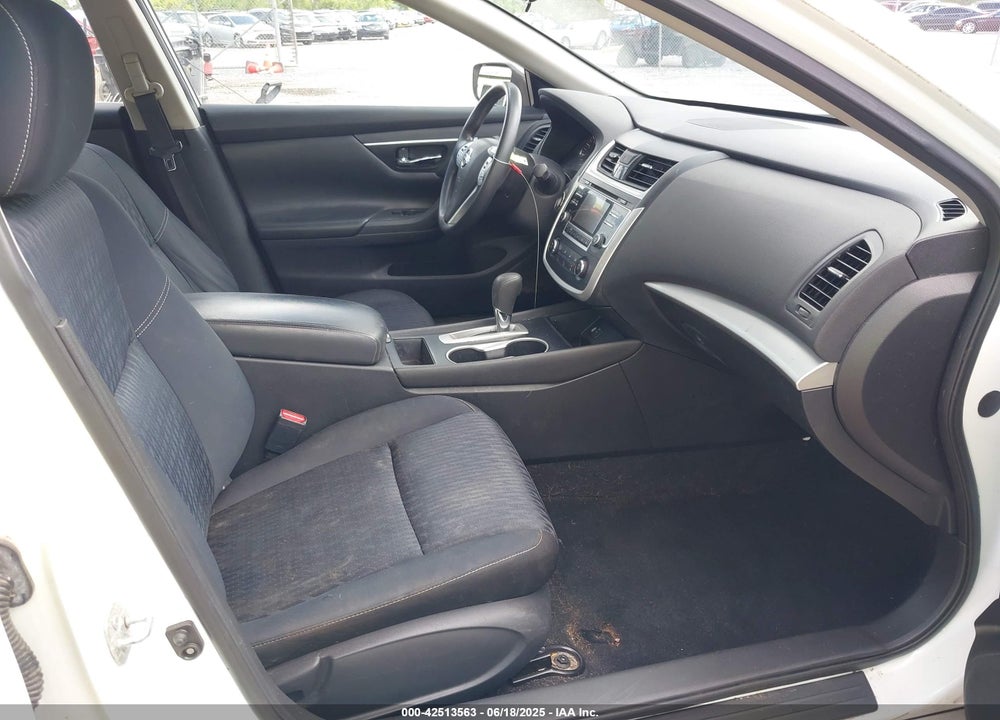 2017 NISSAN ALTIMA VIN: 1N4AL3AP7HN338539