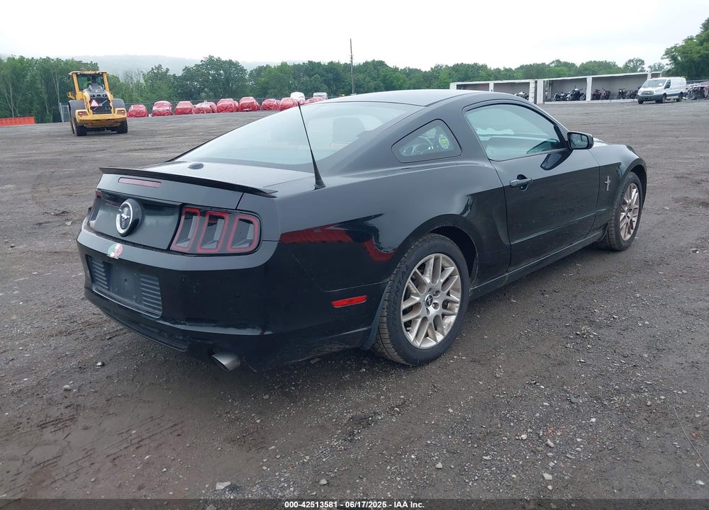2014 FORD MUSTANG VIN: 1ZVBP8AMXE5246260