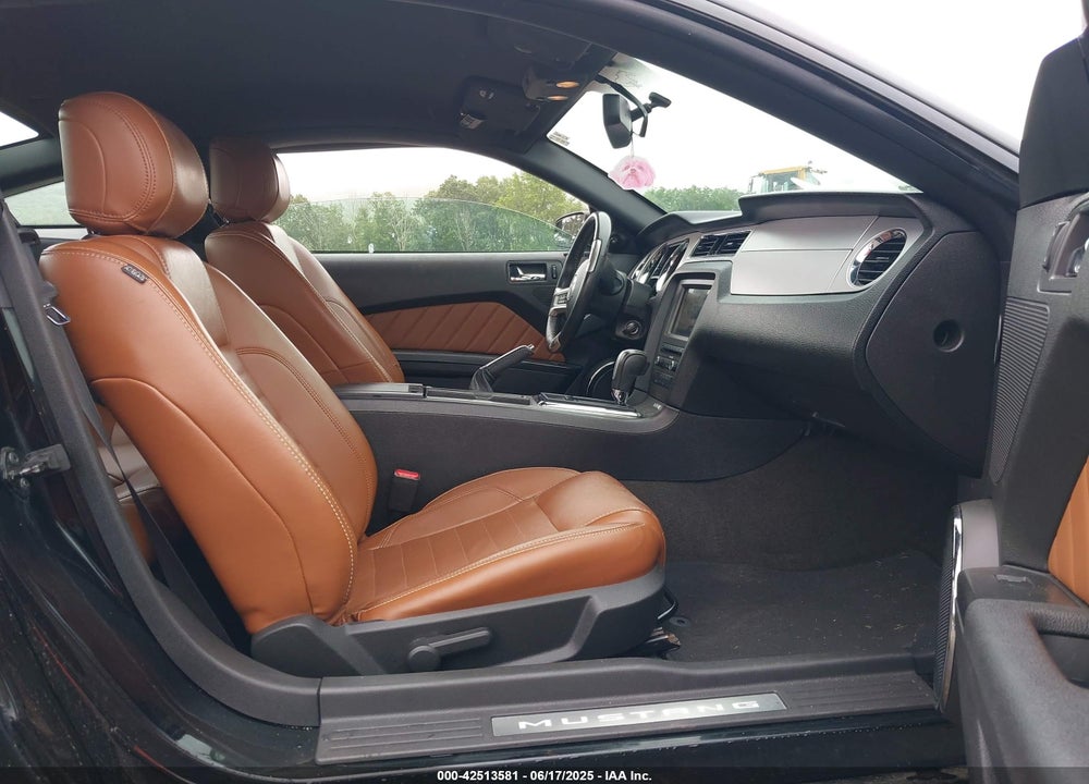 2014 FORD MUSTANG VIN: 1ZVBP8AMXE5246260