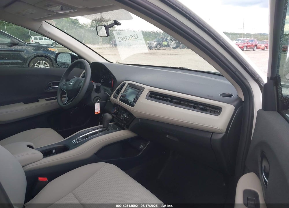 2022 HONDA HR-V 2WD LX VIN: 3CZRU5H33NM731169