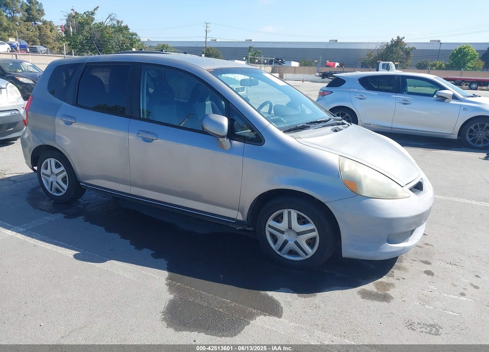 2007 HONDA FIT VIN: JHMGD38467S017278