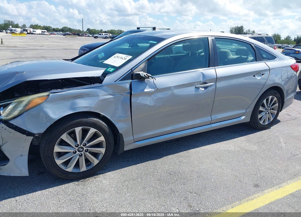 2017 HYUNDAI SONATA VIN: 5NPE34AF1HH444462