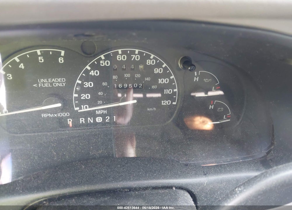 1996 FORD EXPLORER VIN: 1FMDU34X7TZB67613