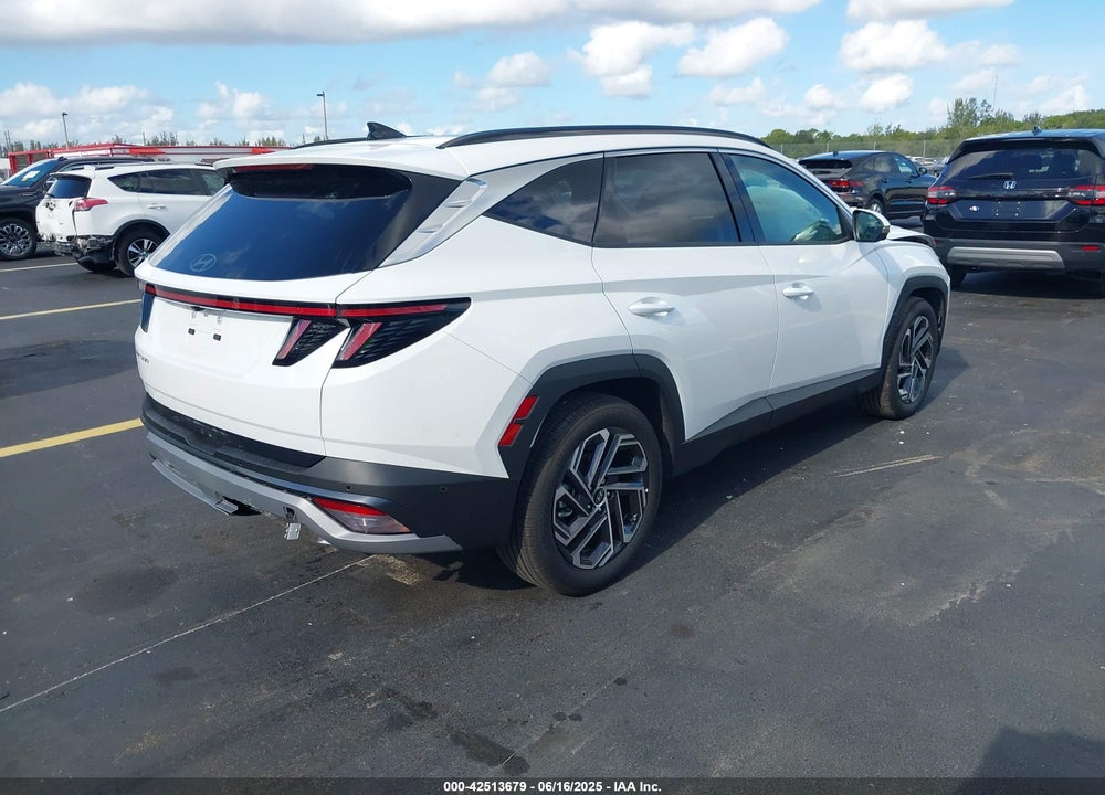 2025 HYUNDAI TUCSON VIN: 3KMJE3DE0SE016672