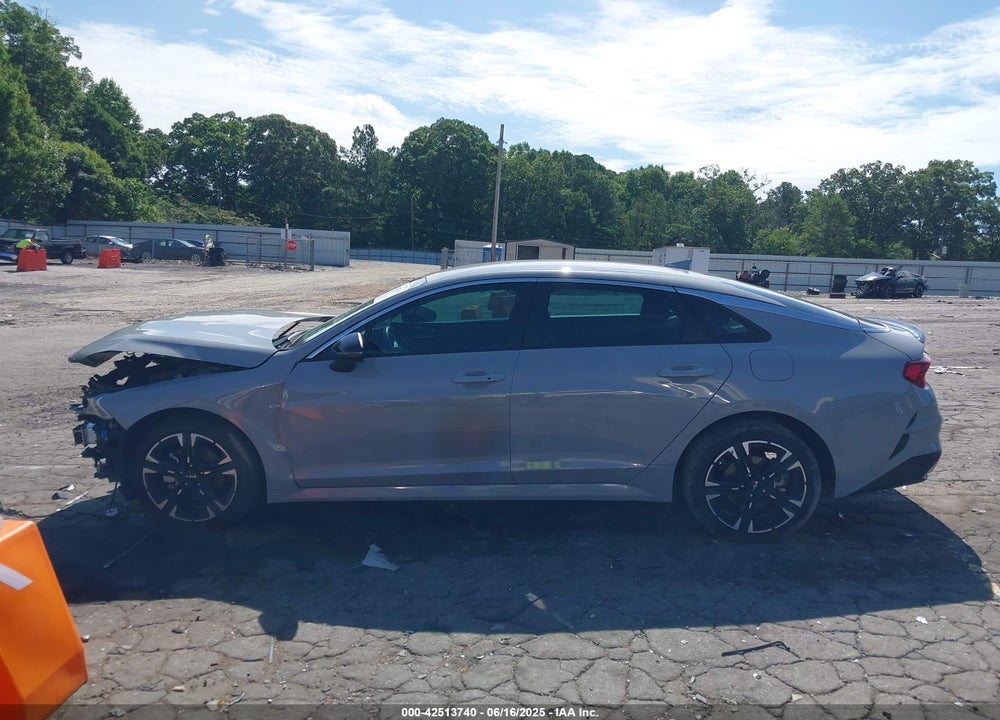 2024 KIA K5 VIN: 5XXG64J27RG266261