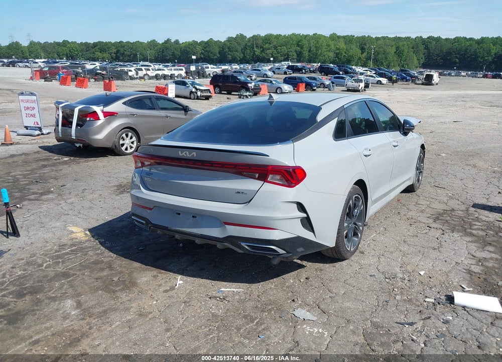 2024 KIA K5 VIN: 5XXG64J27RG266261