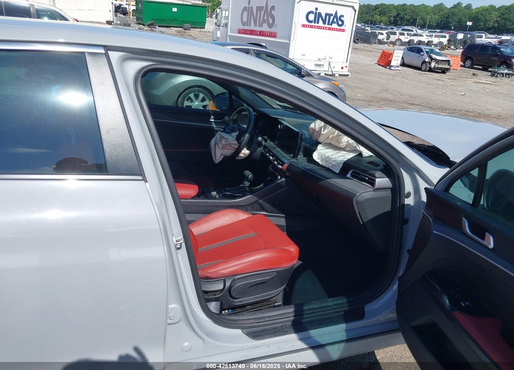 2024 KIA K5 VIN: 5XXG64J27RG266261
