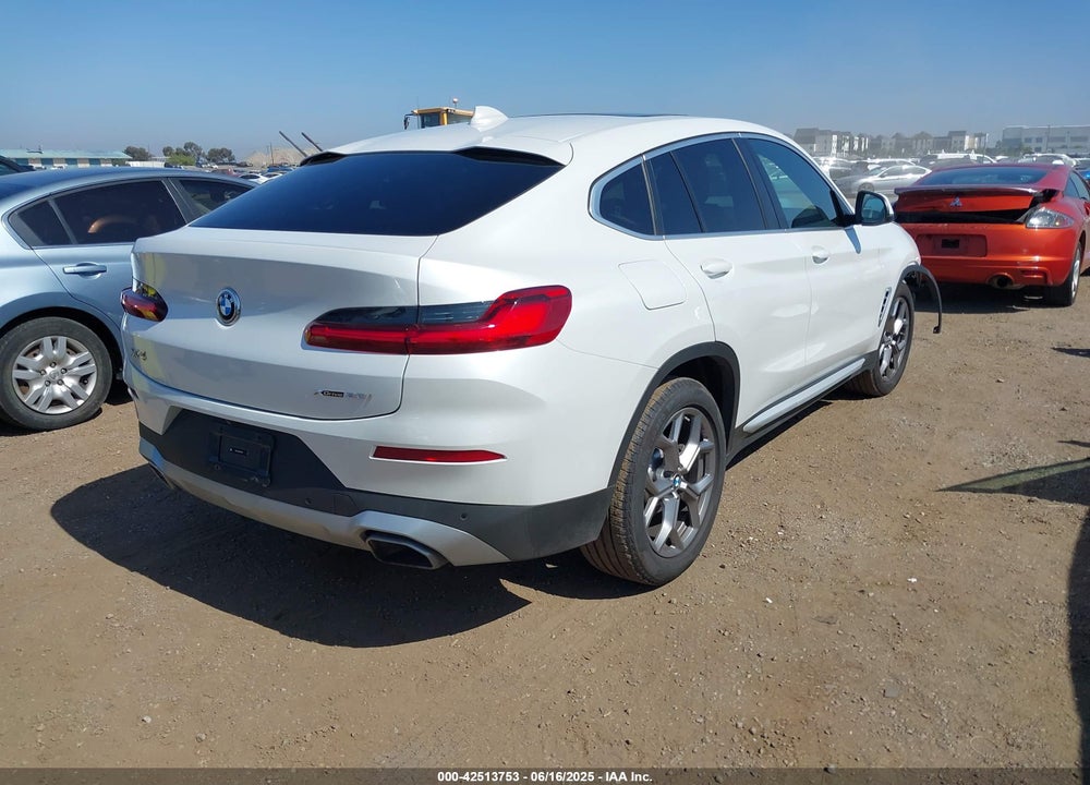 2025 BMW X4 VIN: 5UX33DT04S9Z75394