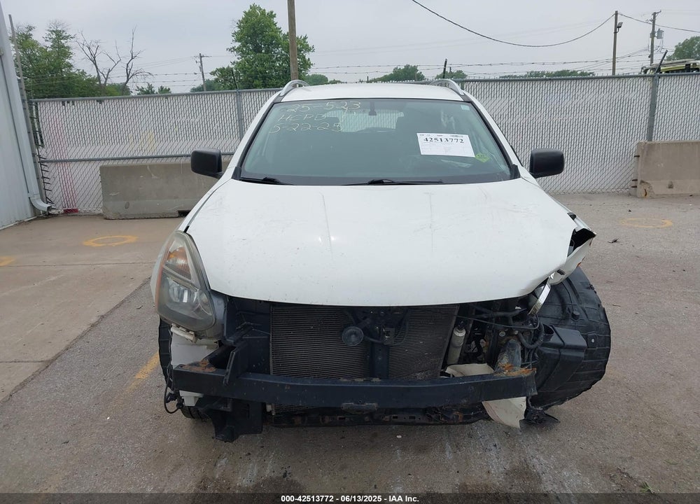 2015 NISSAN ROGUE SELECT VIN: JN8AS5MT4FW659984