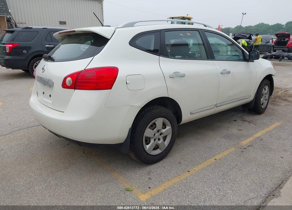 2015 NISSAN ROGUE SELECT VIN: JN8AS5MT4FW659984