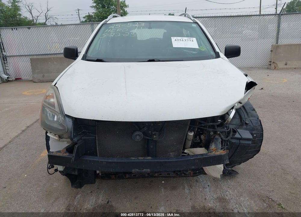 2015 NISSAN ROGUE SELECT VIN: JN8AS5MT4FW659984