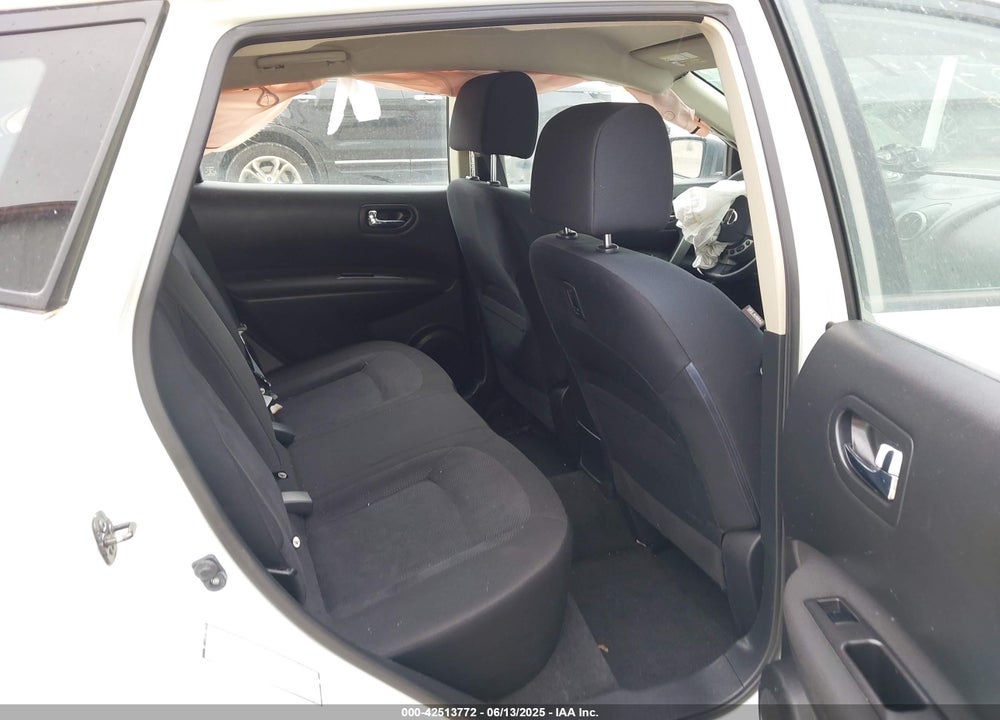 2015 NISSAN ROGUE SELECT VIN: JN8AS5MT4FW659984