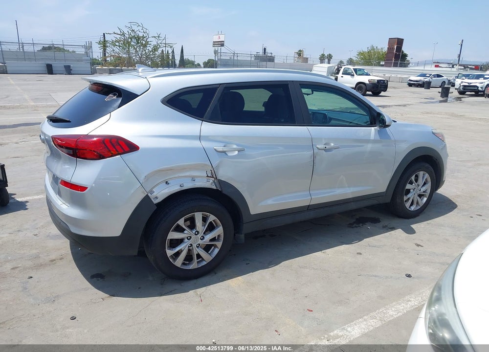 2019 HYUNDAI TUCSON VIN: KM8J33A44KU850106