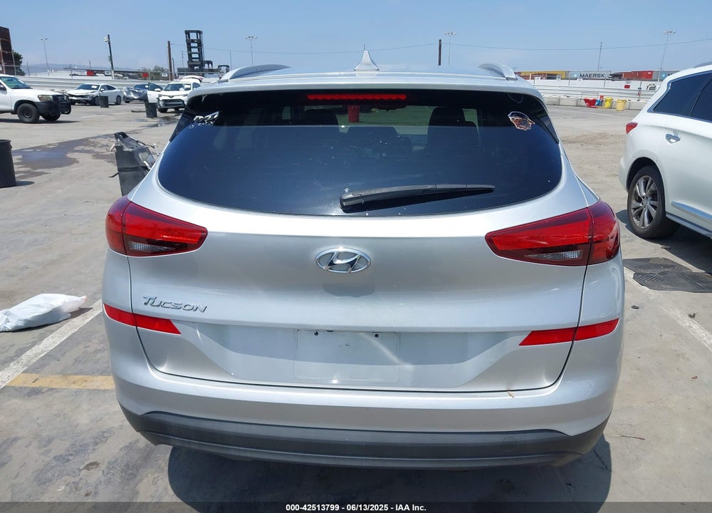 2019 HYUNDAI TUCSON VIN: KM8J33A44KU850106