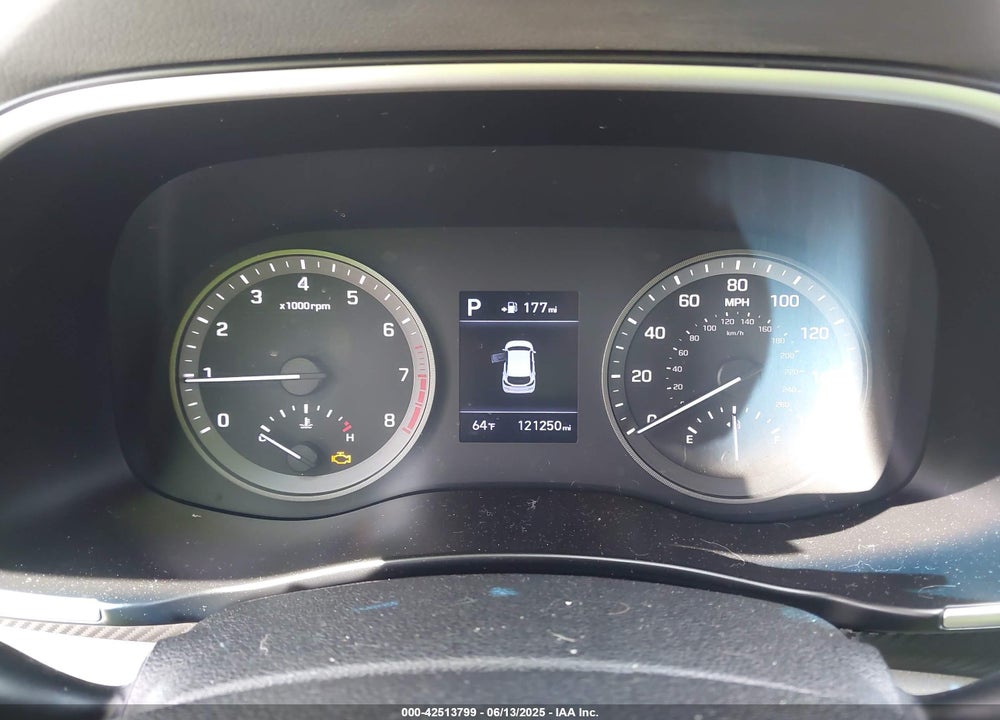 2019 HYUNDAI TUCSON VIN: KM8J33A44KU850106