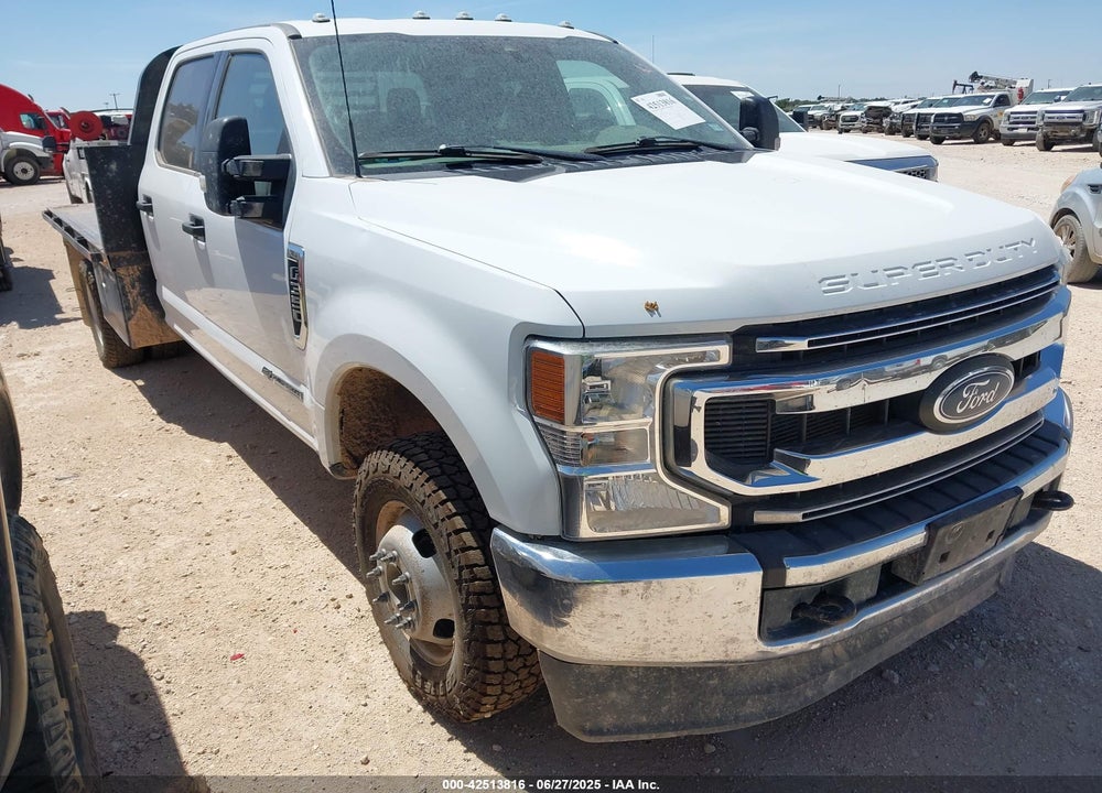 2022 FORD F-350 CHASSIS XLT VIN: 1FD8W3HT9NEF29678