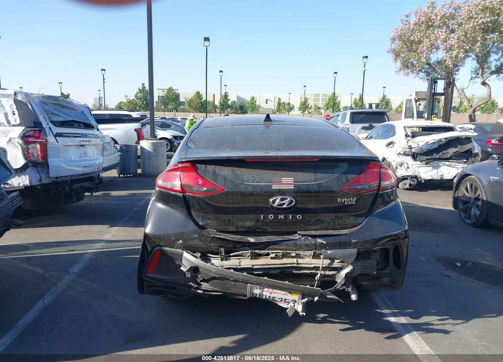 2019 HYUNDAI IONIQ HYBRID VIN: KMHC65LC4KU111267