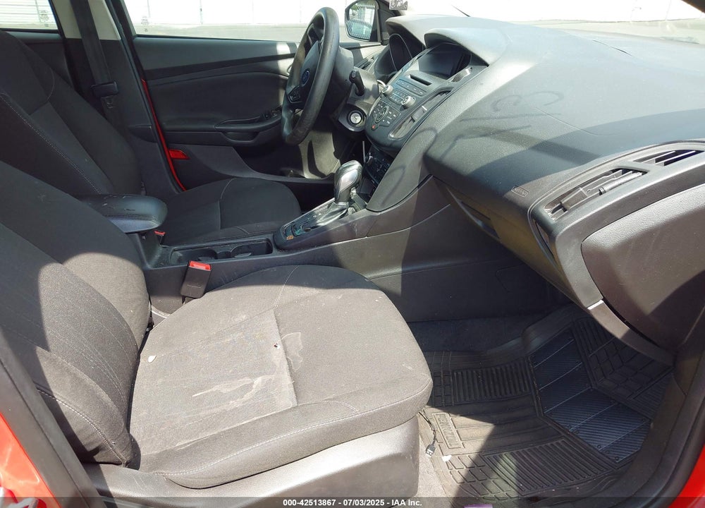2015 FORD FOCUS VIN: 1FADP3K26FL286124