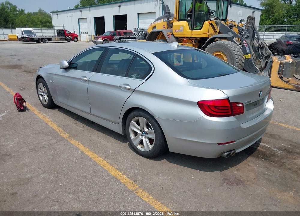 2013 BMW 528I XDRIVE VIN: WBAXH5C57DD111863