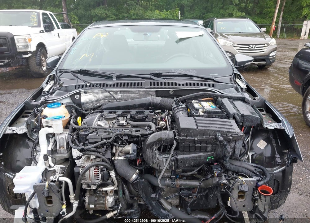 2013 VOLKSWAGEN JETTA VIN: 3VW4A7AJ5DM227277