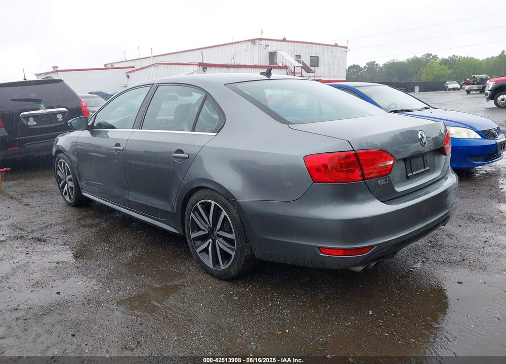 2013 VOLKSWAGEN JETTA VIN: 3VW4A7AJ5DM227277