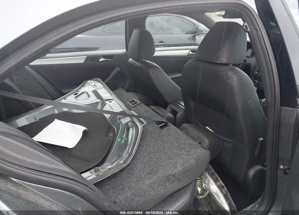 2013 VOLKSWAGEN JETTA VIN: 3VW4A7AJ5DM227277