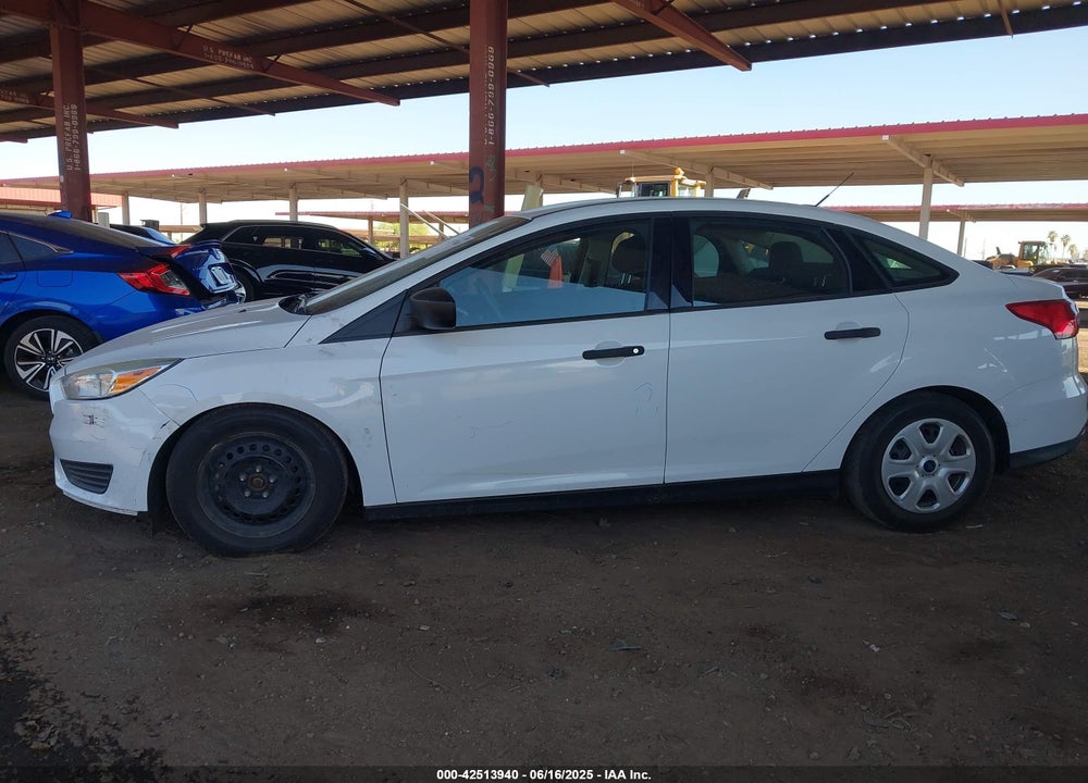 2015 FORD FOCUS VIN: 1FADP3E28FL232755