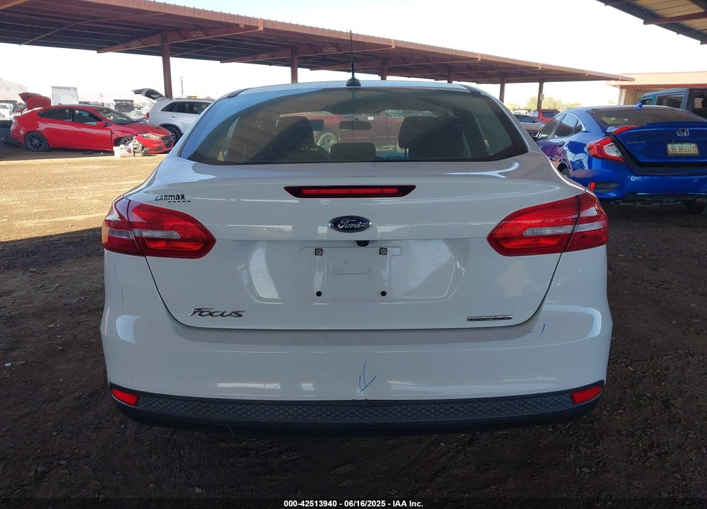 2015 FORD FOCUS VIN: 1FADP3E28FL232755