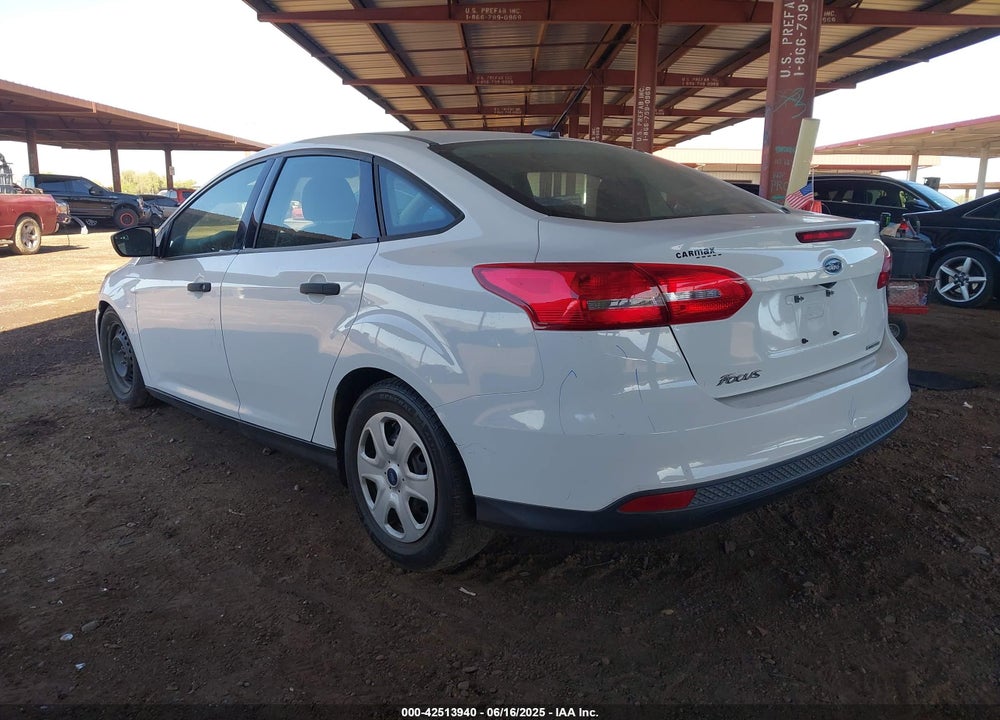 2015 FORD FOCUS VIN: 1FADP3E28FL232755