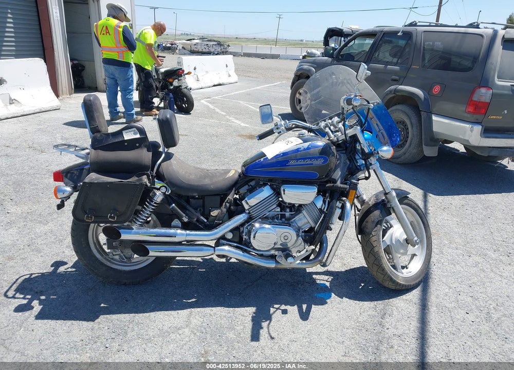 1998 HONDA VF750 C2 VIN: JH2RC4345WM300100