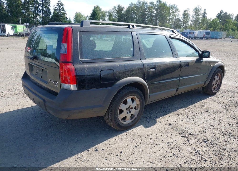2001 VOLVO V70 XC VIN: YV1SZ58D011023383