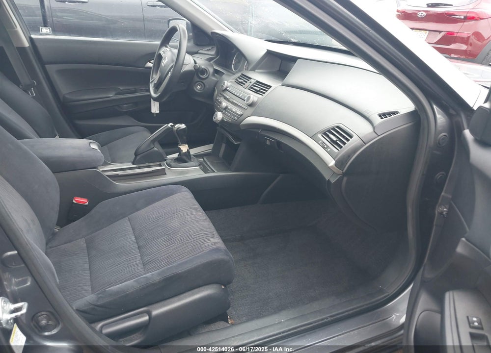 2012 HONDA ACCORD VIN: 1HGCP2E33CA000906