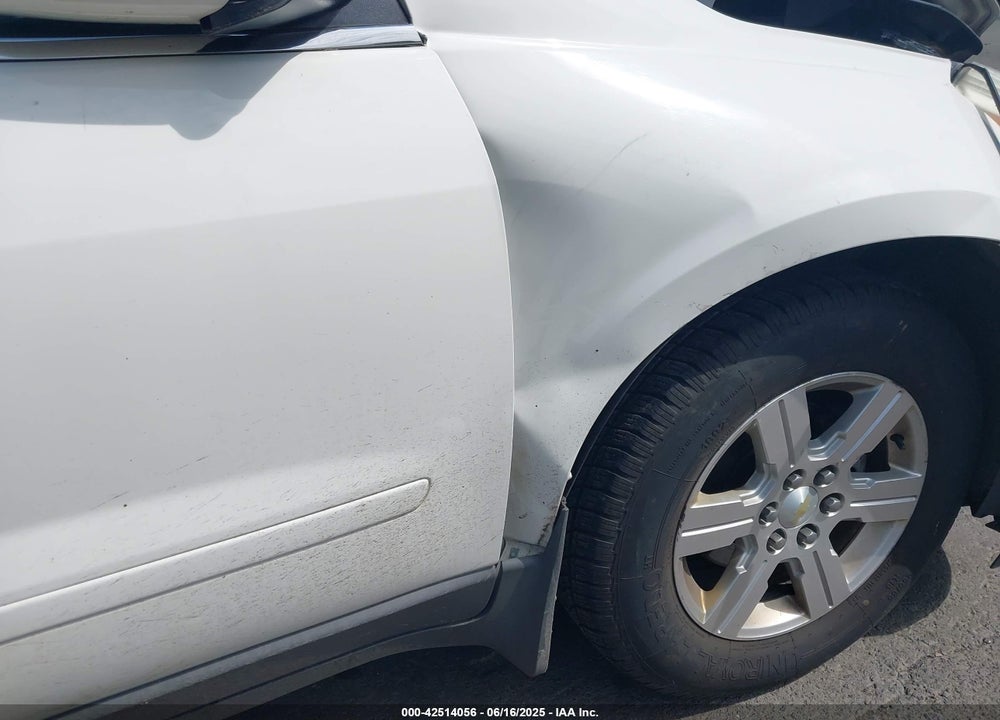 2011 CHEVROLET TRAVERSE VIN: 1GNKVGED3BJ364917