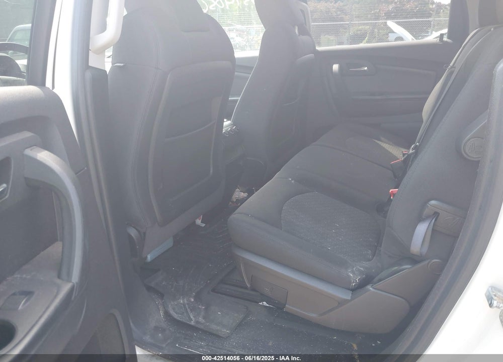 2011 CHEVROLET TRAVERSE VIN: 1GNKVGED3BJ364917