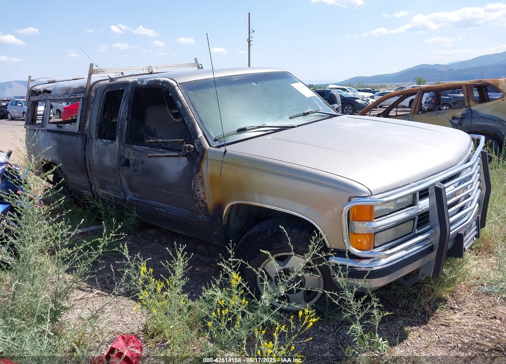 1998 CHEVROLET K1500 FLEETSIDE VIN: 1GCEK19R1WR138156