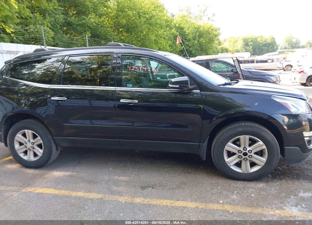2014 CHEVROLET TRAVERSE VIN: 1GNKVGKD0EJ349039