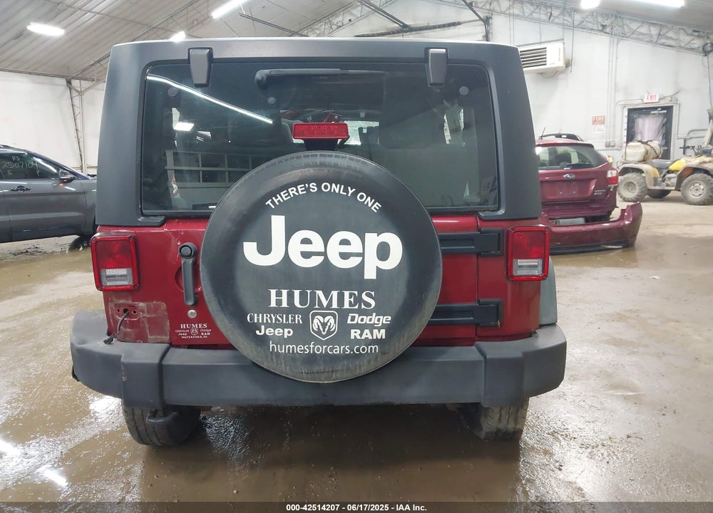 2011 JEEP WRANGLER / VIN: 1J4AA2D19BL613164