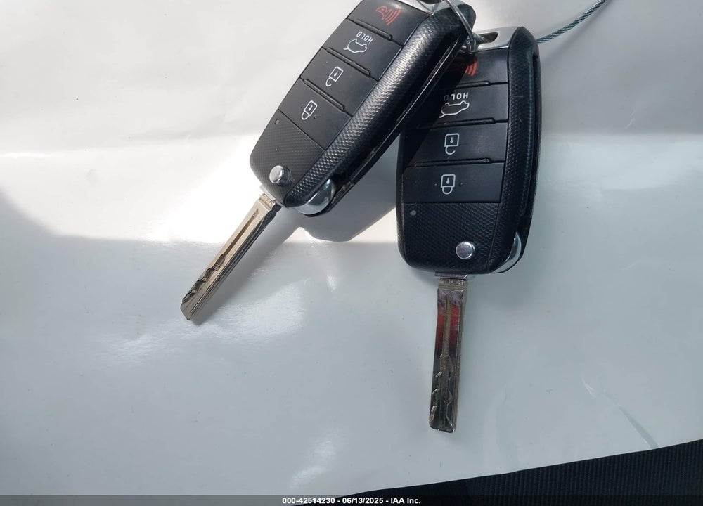 2014 KIA SOUL VIN: KNDJP3A55E7068885