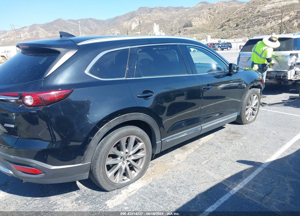 2017 MAZDA CX-9 GRAND TOURING VIN: JM3TCBDY0H0130671