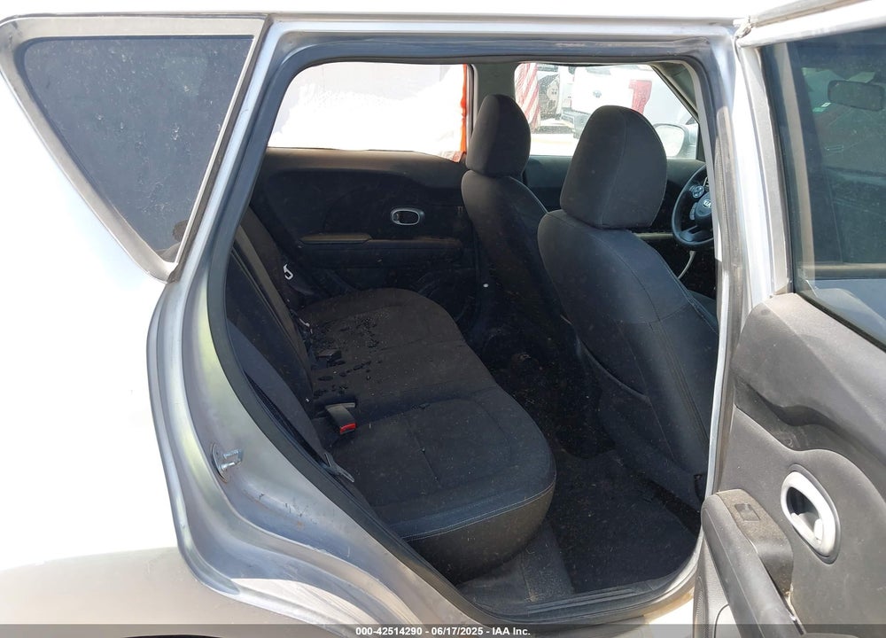 2014 KIA SOUL VIN: KNDJN2A23E7046406