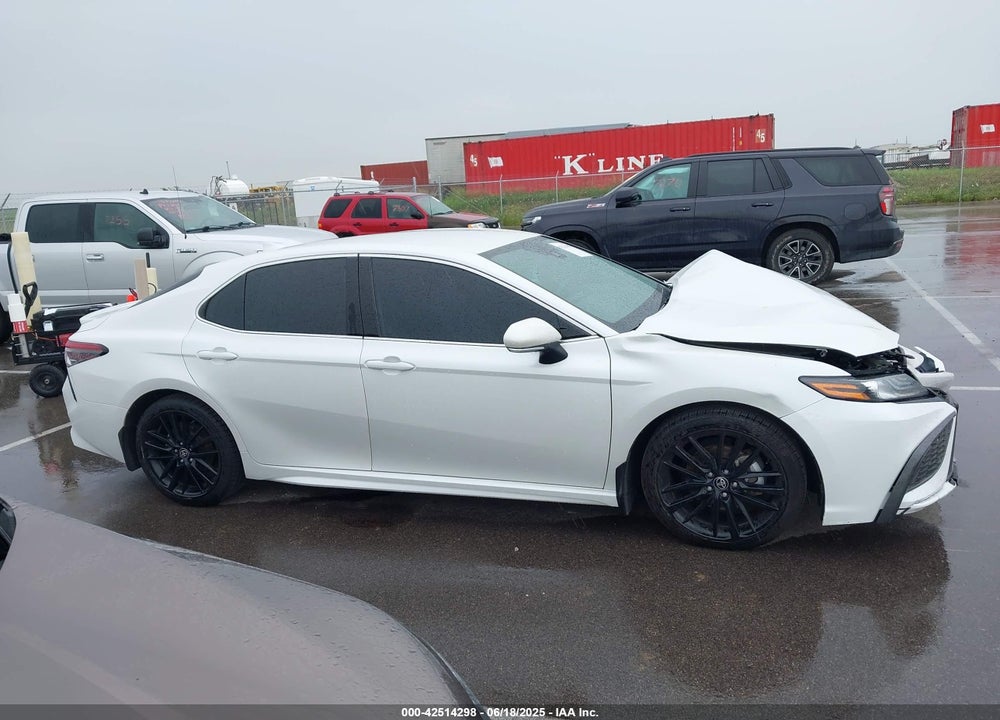 2022 TOYOTA CAMRY VIN: 4T1K61BK7NU057643
