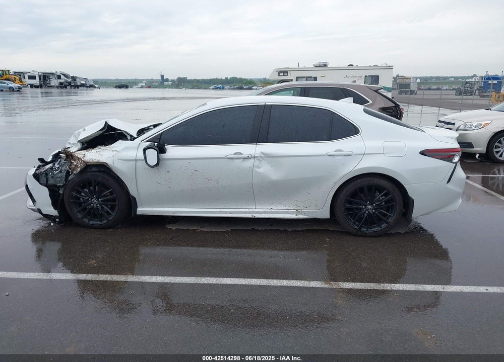 2022 TOYOTA CAMRY VIN: 4T1K61BK7NU057643