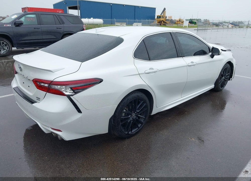 2022 TOYOTA CAMRY VIN: 4T1K61BK7NU057643
