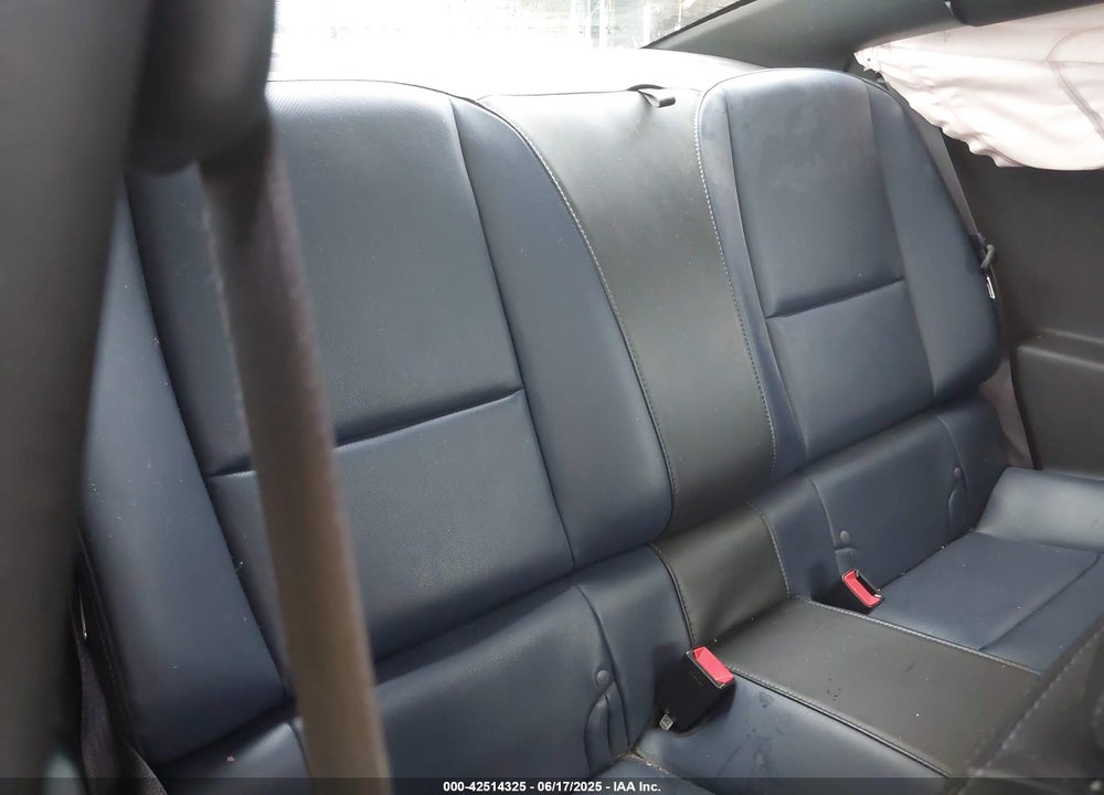 2014 CHEVROLET CAMARO VIN: 2G1FC1E31E9297635