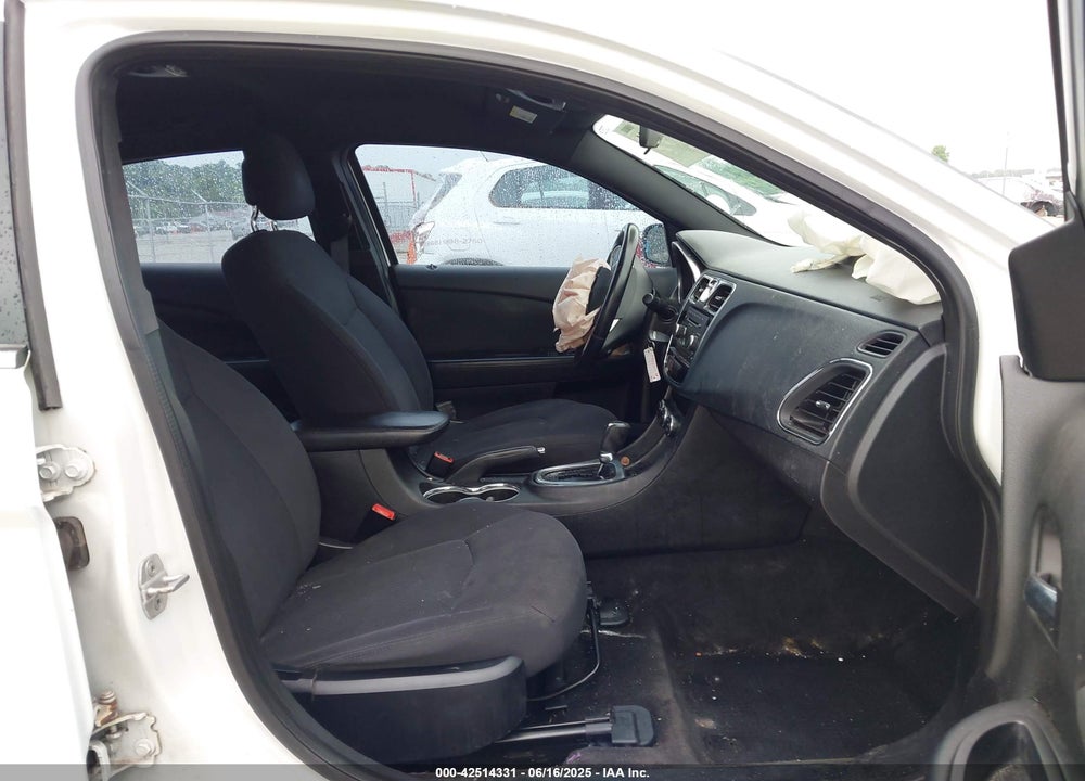 2012 CHRYSLER 200 VIN: 1C3CCBBG9CN249757