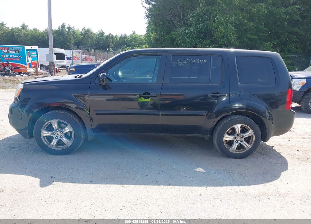 2012 HONDA PILOT EX-L VIN: 5FNYF4H54CB018094