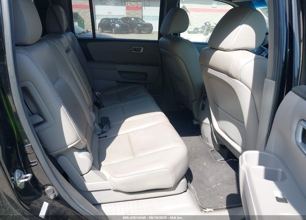 2012 HONDA PILOT EX-L VIN: 5FNYF4H54CB018094