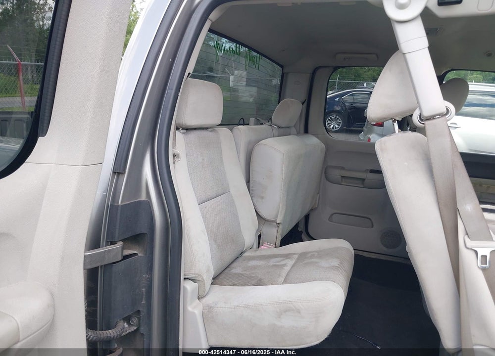 2007 CHEVROLET SILVERADO 1500 LT2 VIN: 1GCEK19J47Z577508
